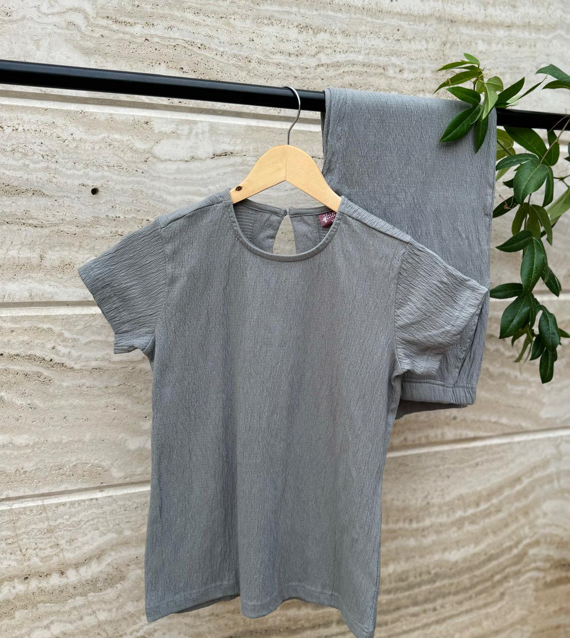 GREY ROUND NECK